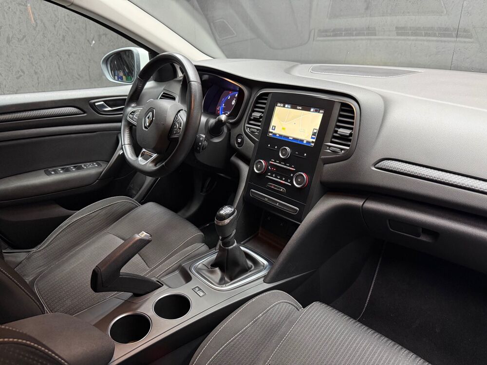 M&eacute;gane (4) IV - 1.5 Blue dci 115ch Business - SUIVI COMPLET / RADAR 2019 occasion 45560 Saint-Denis-en-Val