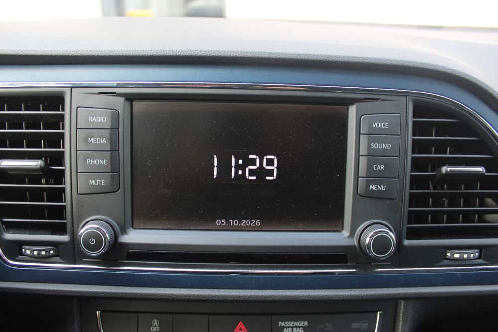 Leon III 1.2 TSI 110 ch S&S CONNECT + CARPLAY / CLIM AUTO / JA 17 2016 occasion 34430 Saint-Jean-de-V&eacute;das