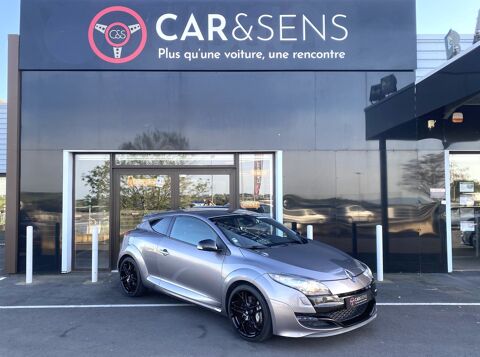 Renault M&eacute;gane 2.0 RS Coup&eacute; III (D95) 2.0T 250 Ch / 19&acute; STEEV / GRIS CASSIO 2011 occasion B&eacute;ziers 34500