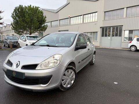 Renault Clio 3 1.2 16v 75 AUTHENTIQUES 130001kms 2006 occasion REIMS 51100