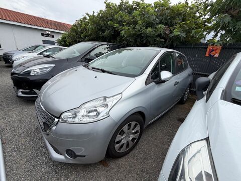 Peugeot 208 1.4 hdi 68 BUSINESS BVM5 DISTRIB.+CT OK