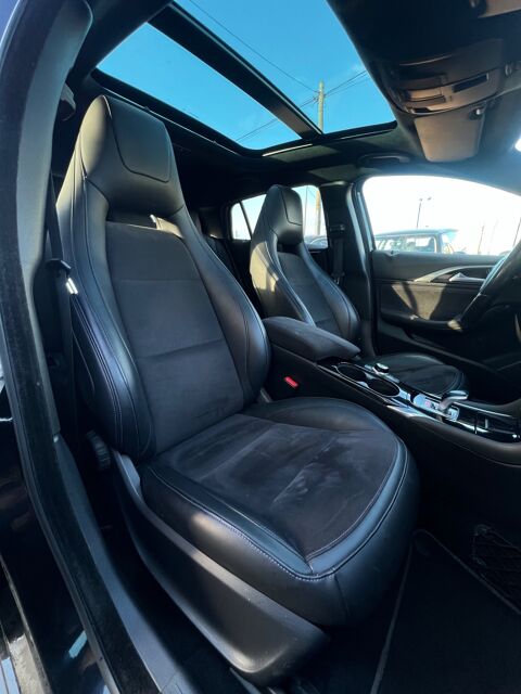 Q30 S 2.2D 170 CH DCT PREMIUM AWD SPORT - ENTRETIEN COMPLET 2016 occasion 69230 SAINT PRIEST