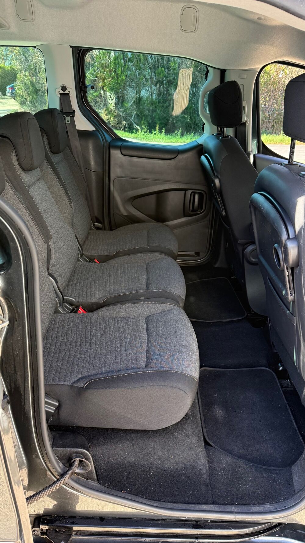Berlingo multispace essence 110 chx ecran clim regulateur 110 350 kms 2017 occasion 45110 Chateauneuf sur Loire