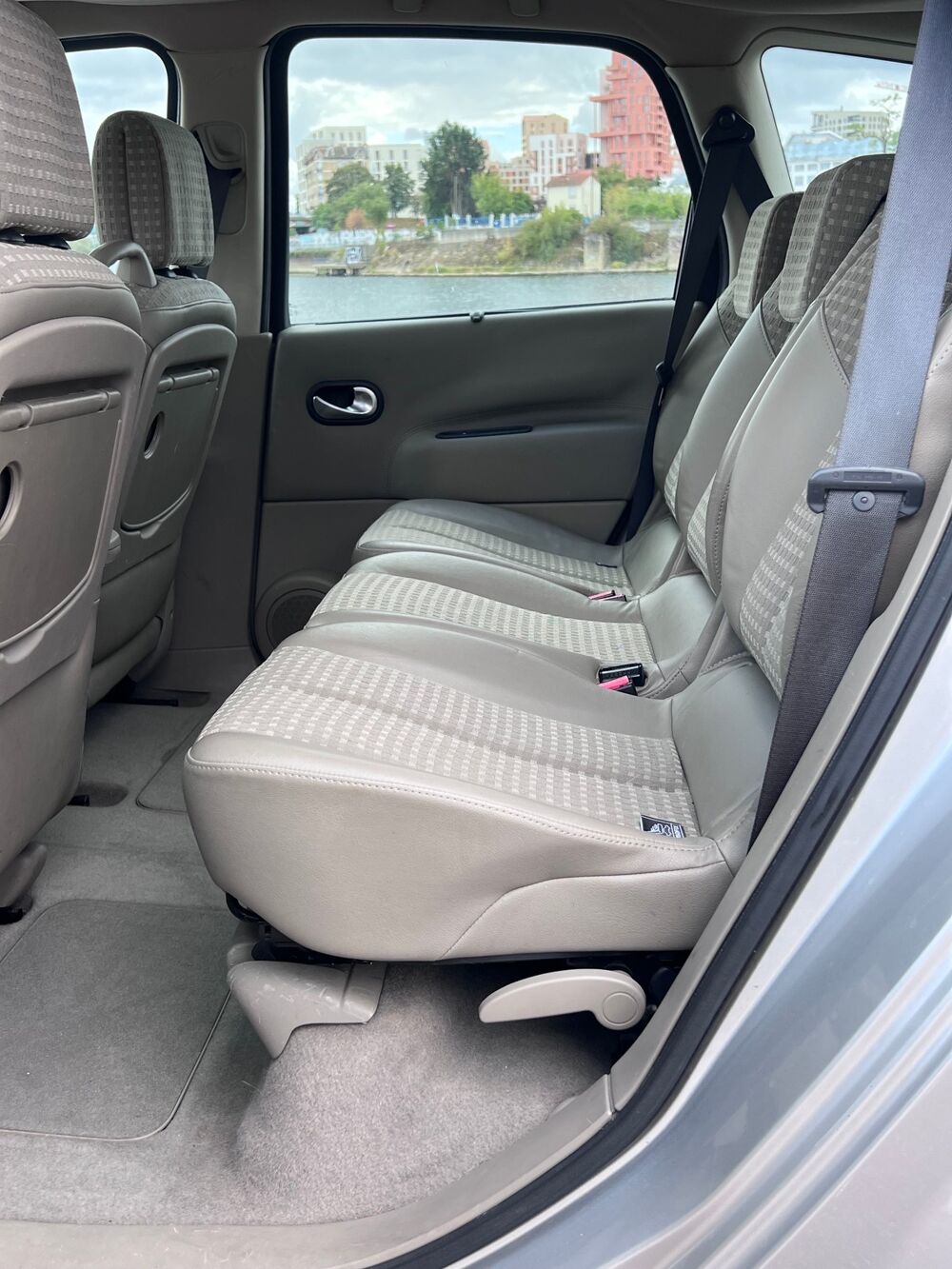 Grand scenic IV II CONFORT 1.9 DCI 120 – 7 PLACES – 1&Egrave;RE MAIN - EXCELLENT ET 2006 occasion 94140 Alfortville