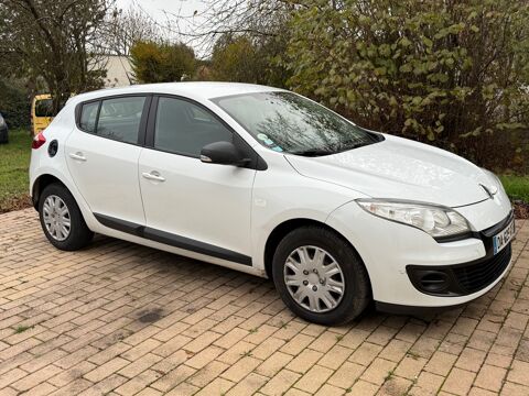 Renault megane - Commercial - Blanc