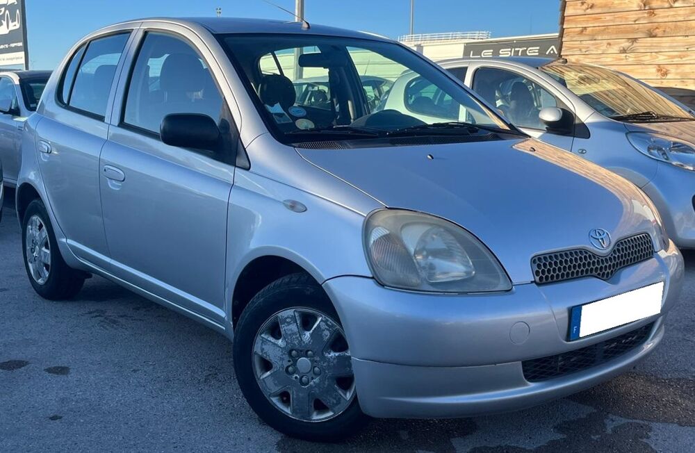 Yaris 1 / 1.3 i 16V 86 cv *Finition Linea Luna /2eme Main/Chaine d 2001 occasion 34770 Gigean