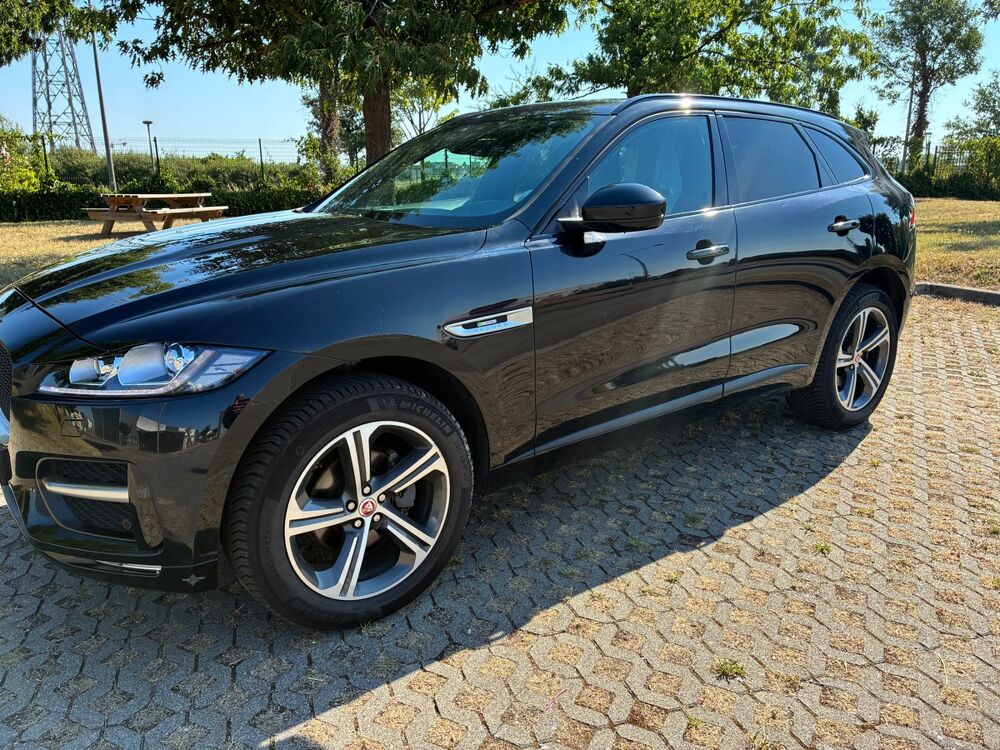 F-PACE 2.0 180 ch R-Sport AWD - TOIT OUVRANT - VIRTUAL COCKPIT - 2017 occasion 69800 Saint-Priest