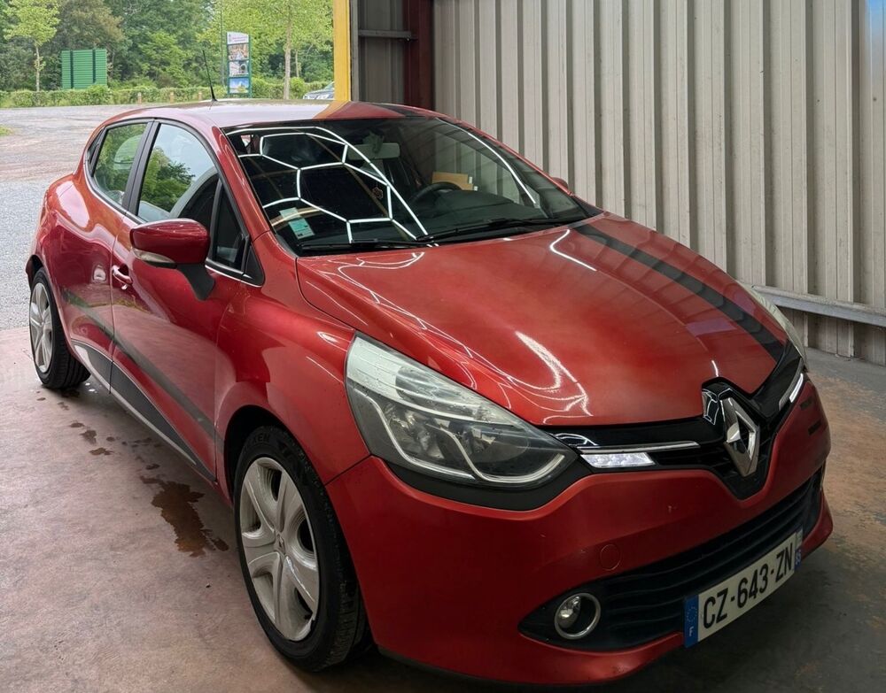 Clio 1.5 dci 90 2013 occasion 45250 Briare