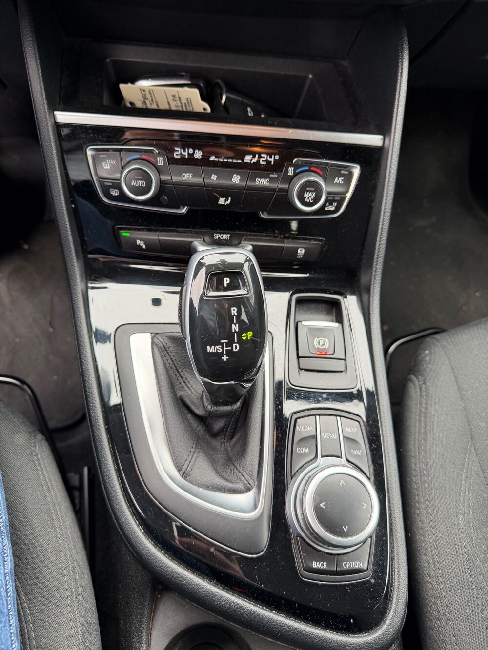 Serie 2 (F45) LCI Active Tourer 216d d 116 12V Steptronic 116 CV 2018 occasion 45560 Saint Denis en Val
