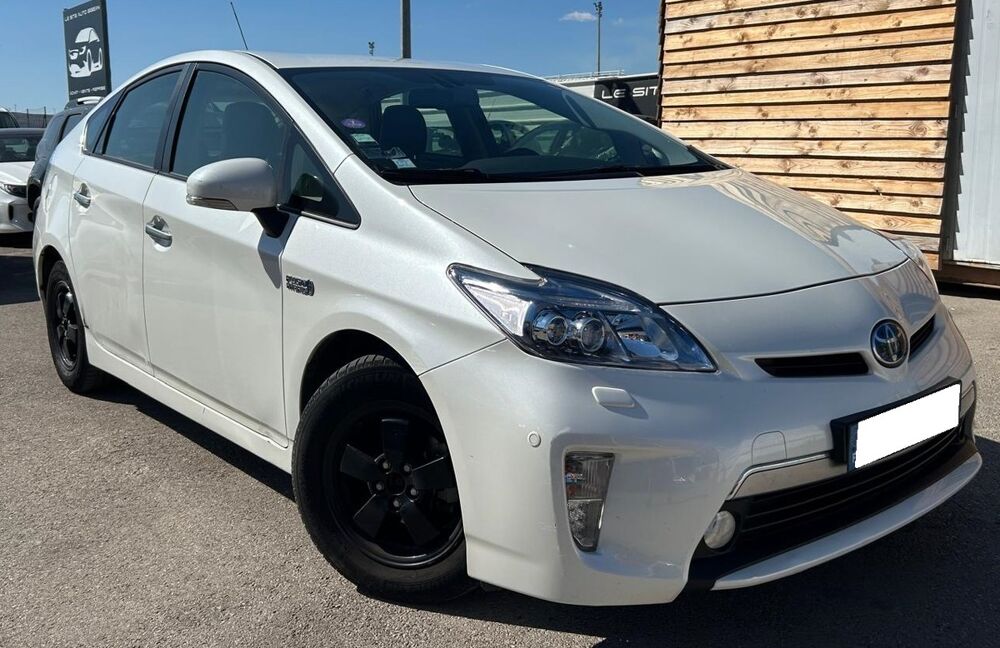 Prius Plug In 2 1.8 VVT-i 16V 136 PHEV CVT 99 cv Bo&icirc;te auto *HYBRI 2014 occasion 34770 Gigean