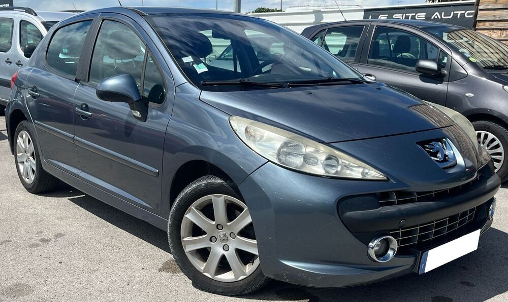 207 / 5 portes 1.6 e 16V 120 cv * Finition Premium/Chaine de dis 2008 occasion 34770 Gigean