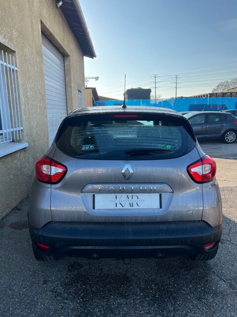 Captur 1.5 DCI 90 CH PREMIERE MAIN - ENTRETIEN COMPLET RENAULT 2014 occasion 69230 SAINT PRIEST