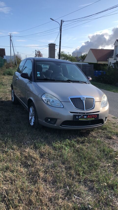 Ypsilon IV PHASE 2 3P 1.3 TD MULTIJET 16V 90CV 123331KM 2009 occasion 45600 Lion-en-Sullias