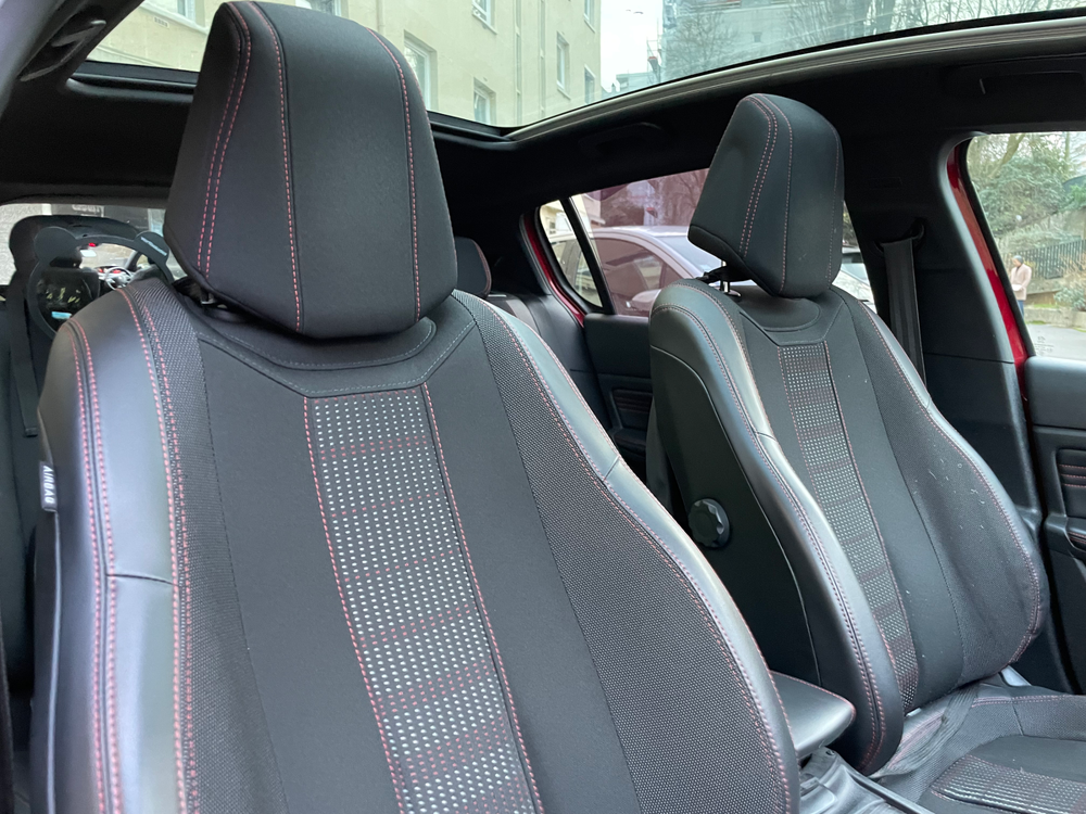 308 1.5 BLUEHDI 130CH S&S GT LINE - TOIT PANORAMIQUE - CARPLAY - 2017 occasion 92210 Saint-Cloud