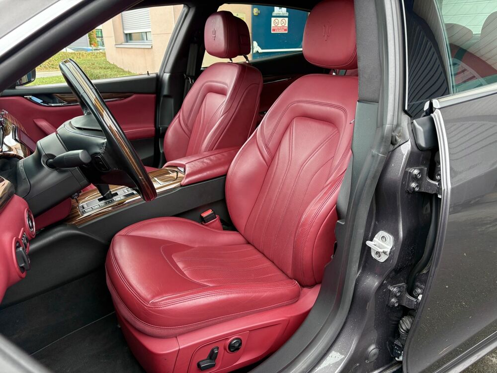 Quattroporte SQ4 430ch GranLusso Phase 2 Fran&ccedil;aise S Q4 2017 occasion 51100 REIMS