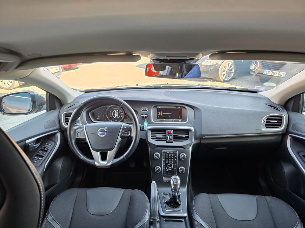V40 1.6d 115CH MOMENTUM 2014 occasion 41350 Vineuil