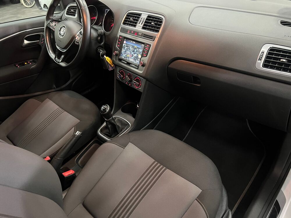 Polo 1.2 TSI TURBO 90 CH ALLSTARS / Financement possible 2016 occasion 69800 SAINT-PRIEST