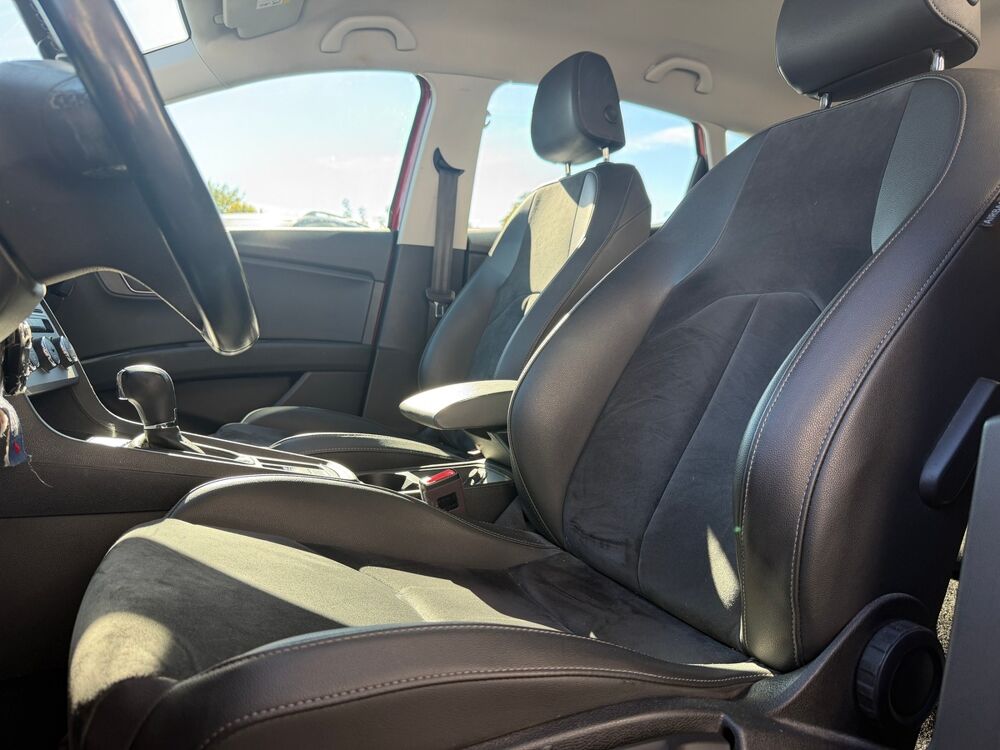 Leon III Xcellence 1.6 TDI DSG7 116 cv - Si&egrave;ges en cuir & Alcanta 2017 occasion 95190 Goussainville