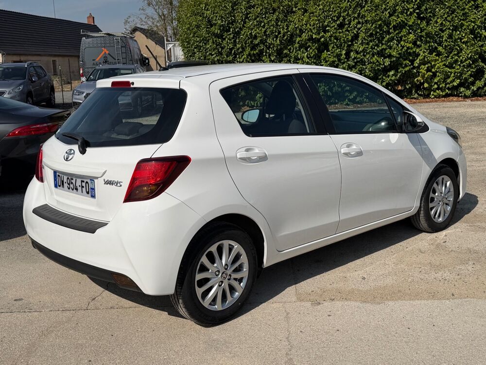 Yaris 1.4 d4d 90 CH 2015 occasion 18230 Saint-Doulchard