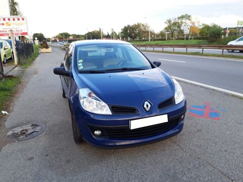 Renault clio - 1.4 16v 98 - Bleu