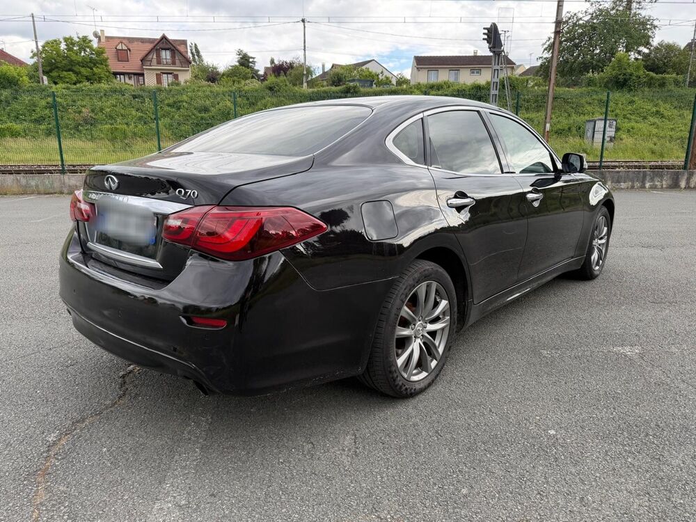 Q70 2.2D 170 BVA 2017 occasion 91290 ARPAJON