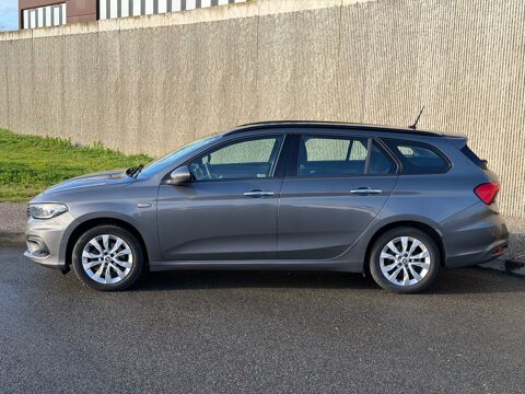 Tipo BREAK 1.6L JTD LOUNGE BOITE AUTO 2017 occasion 31490 LEGUEVIN