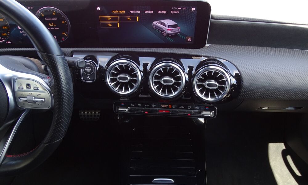 Classe A MERCEDES CLASSE A IV 180 D AMG LINE 7G-DCT -Carplay -entreti 2018 occasion 34500 B&eacute;ziers
