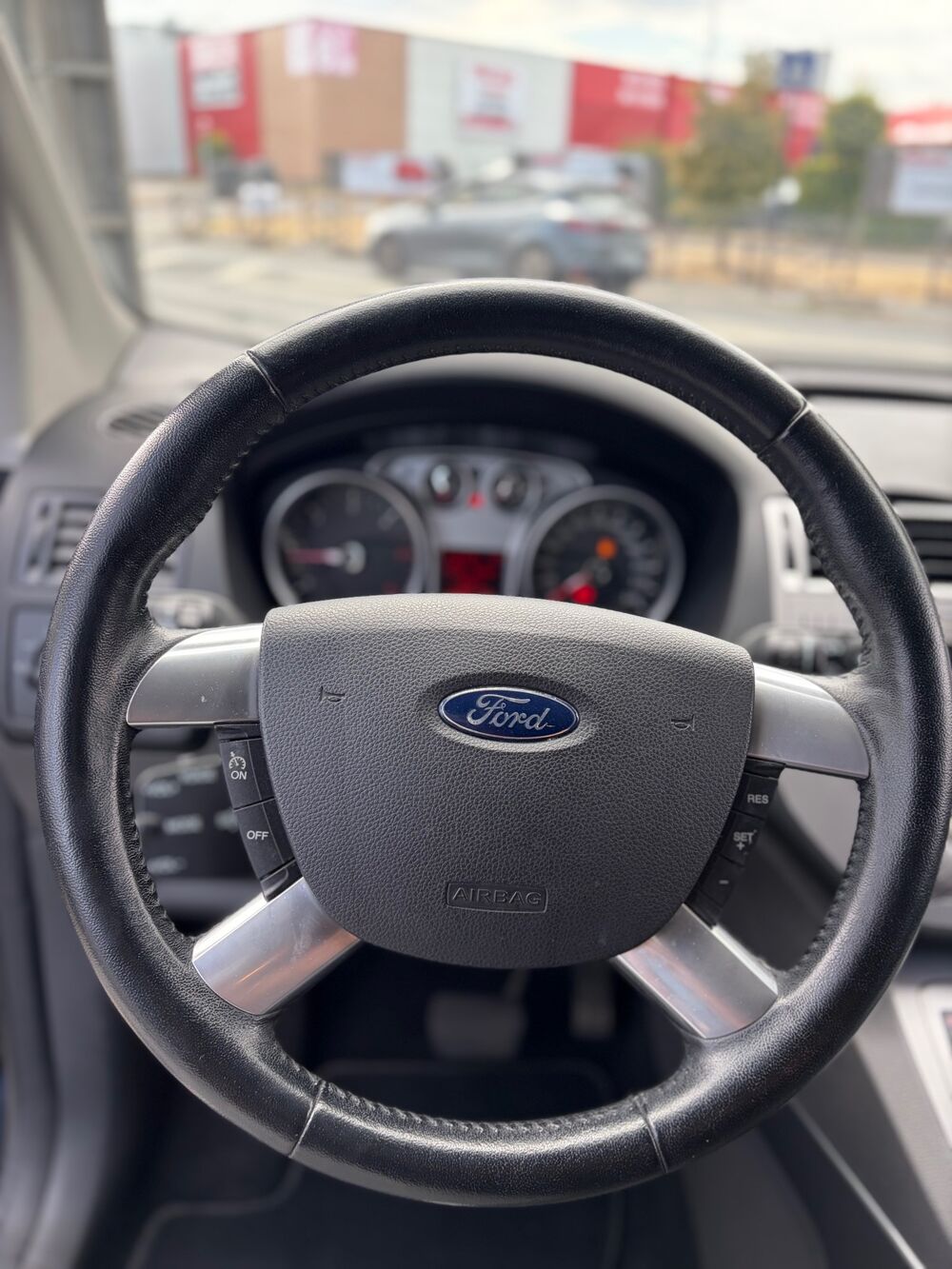 Kuga BOITE AUTOMATIQUE 2012 2.0L TDCi 4x4 Titanium SEMI CUIR RA 2012 occasion 95100 ARGENTEUIL