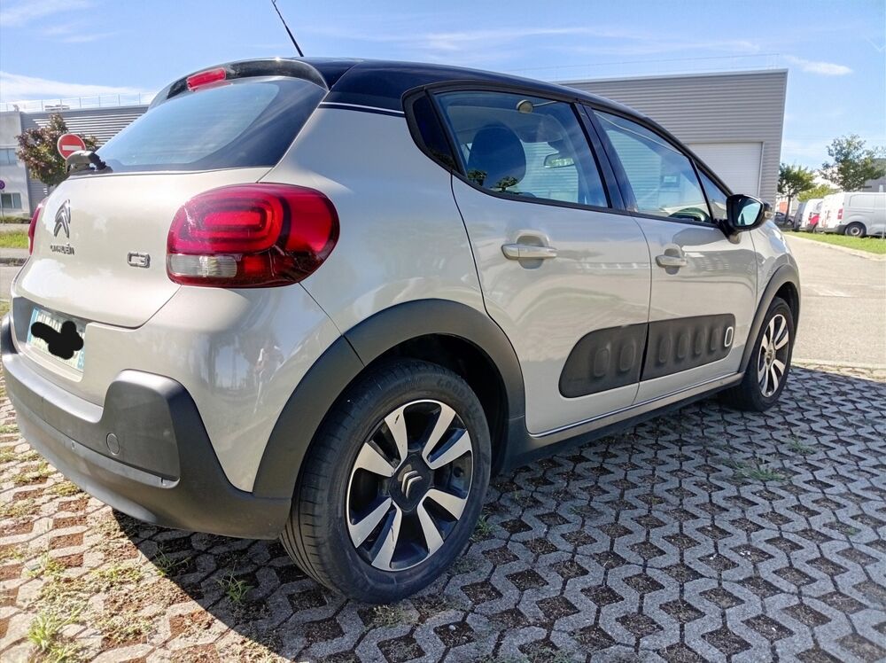 C3 1.2 vti 82cv shine 2017 occasion 69800 Saint-Priest