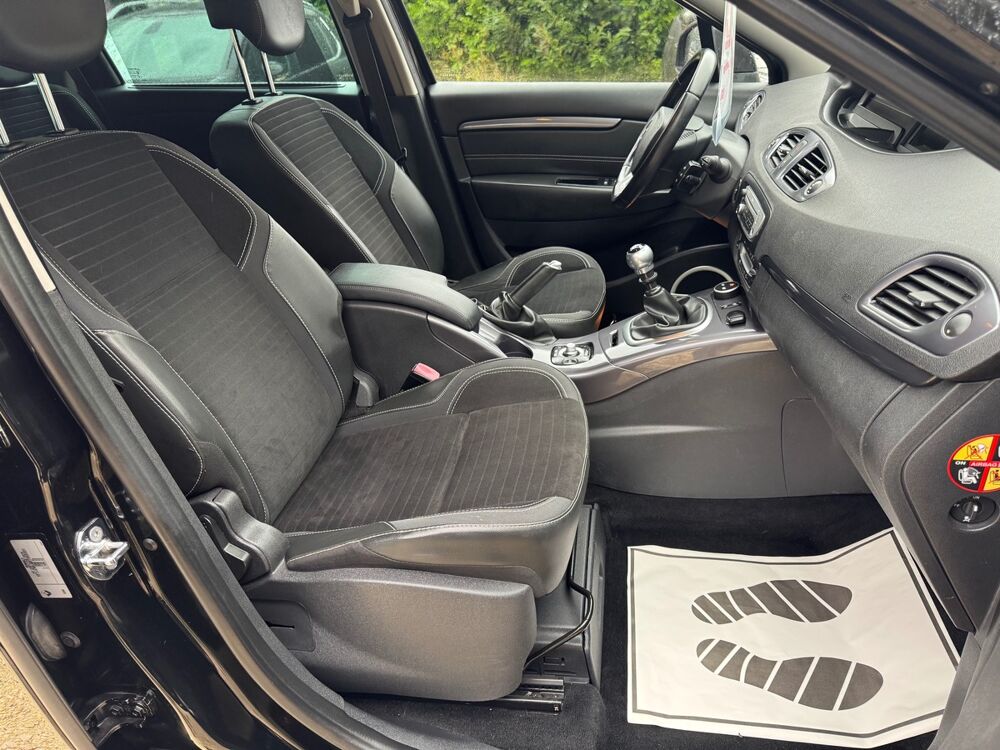 Sc&eacute;nic III Bose 1.6 DCI 130 Moteur &agrave; cha&icirc;ne 2014 occasion 45500 GIEN