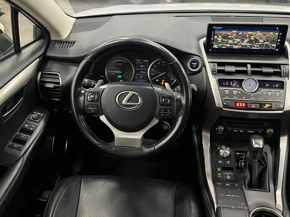 NX 300h 4WD Luxe / Financement possible 2018 occasion 69800 SAINT-PRIEST