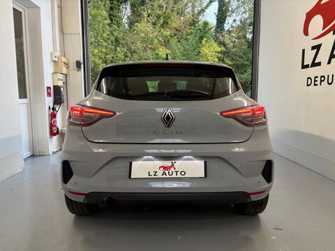 Clio V Nouveau TCE 90 ch BV 6 Evolution Gris Rafale *PRIX HORS TAXE 2024 occasion 51430 Tinqueux