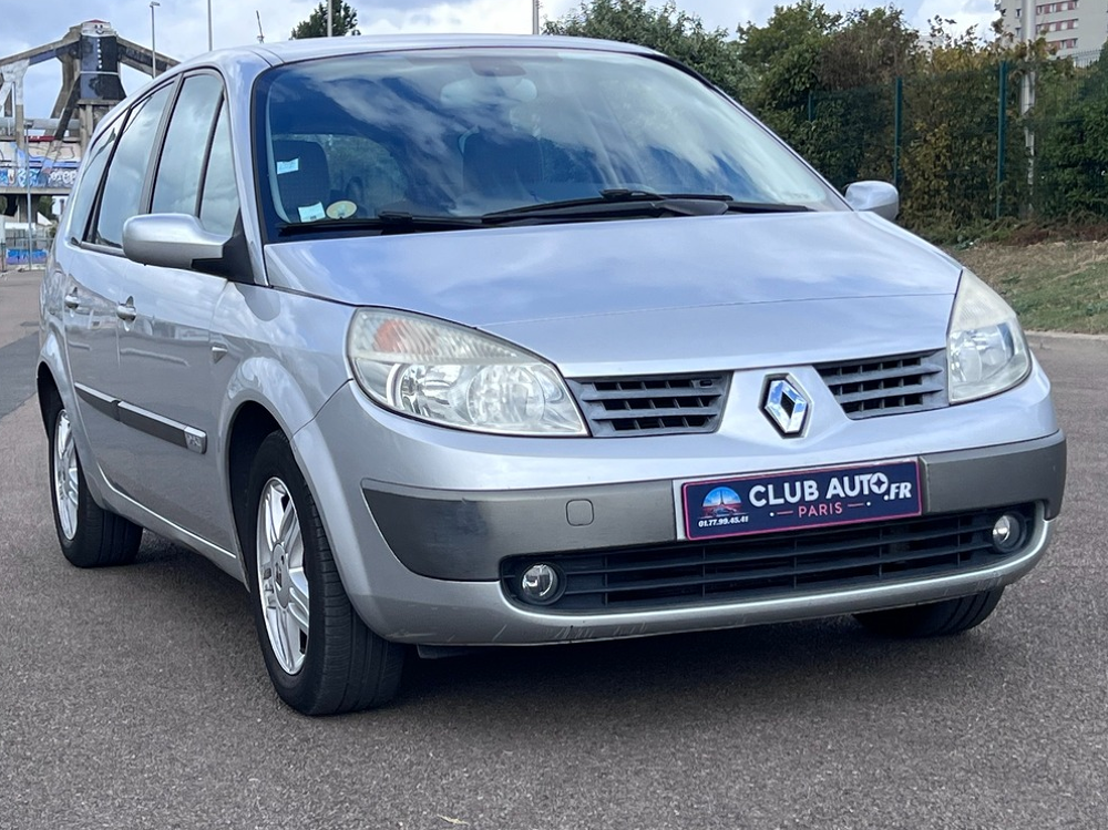 Grand scenic IV II CONFORT 1.9 DCI 120 – 7 PLACES – 1&Egrave;RE MAIN - EXCELLENT ET 2006 occasion 94140 Alfortville
