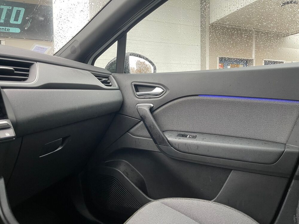Captur Techno II Phase 2 E-TECH 1.6i 145 Full Hybrid 94 cv Bo&icirc;te au 2024 occasion 95190 Goussainville