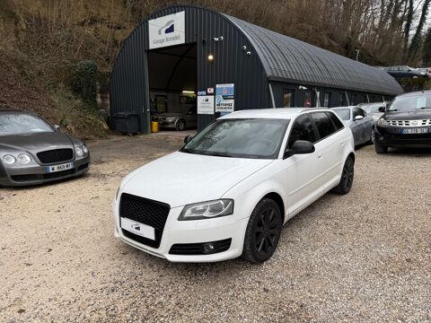 Annonce voiture Audi A3 8000 
