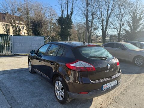 M&eacute;gane III TOM TOM DCI 90 CH PAIEMENT EN PLUSIEURS FOIS JUSQU'A 3500 2012 occasion 78270 BENNECOURT