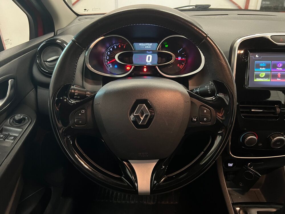 Clio IV 0.9 TCE 12V 90 CV TREND / GARANTIE 12 MOIS / MOTEUR A CHAIN 2016 occasion 85300 CHALLANS