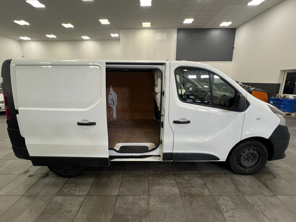 Trafic L1H1 DCI 125CV TVA RECUPERABLE / Financement possible 2018 occasion 69800 SAINT-PRIEST