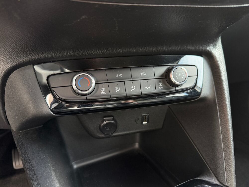 Corsa Edition Business 1.2 i 75 cv - Distribution OK 2022 occasion 95190 Goussainville