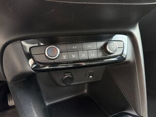 Corsa Edition Business 1.2 i 75 cv - Distribution OK 2022 occasion 95190 Goussainville