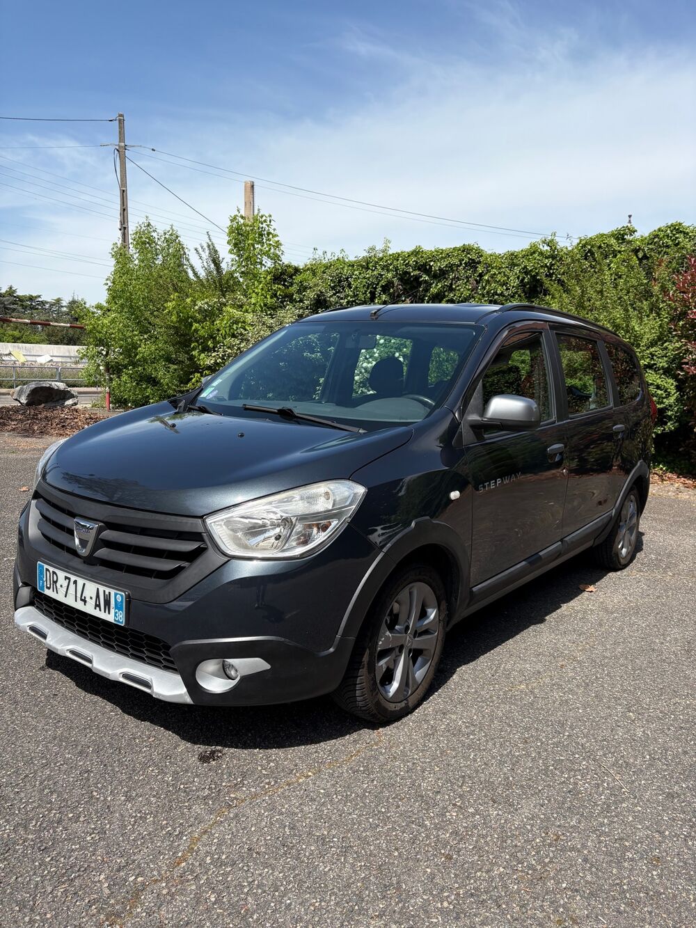Lodgy 1.2 tce CTok Entretien a jour 2015 occasion 69320 Feyzin