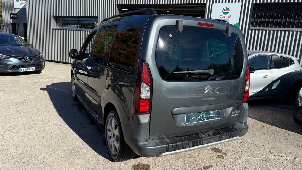 Berlingo multispace essence 110 chx ecran clim regulateur 110 350 kms 2017 occasion 45110 Chateauneuf sur Loire
