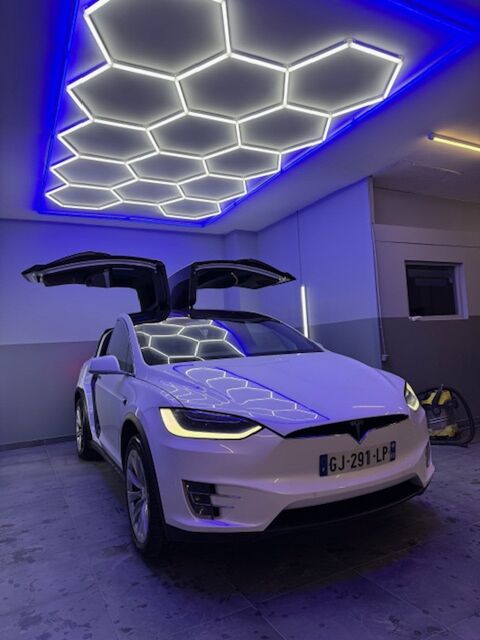 Model X TESLA MODEL X 525CV 75D TVA RECUPERABLE garantie TESLA 2017 occasion 69126 BRINDAS