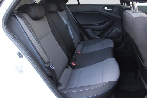 i20 1.2 84 ch INITIA + CLIMATISATION + BLUETOOTH 2016 occasion 34430 Saint-Jean-de-V&eacute;das