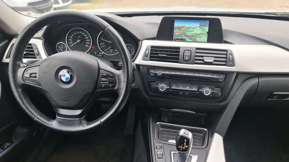 S&eacute;rie 3 ///316d F31 Ph1 2.0 116 BVA /// SPORT 2013 occasion 57130 ARS-SUR-MOSELLE