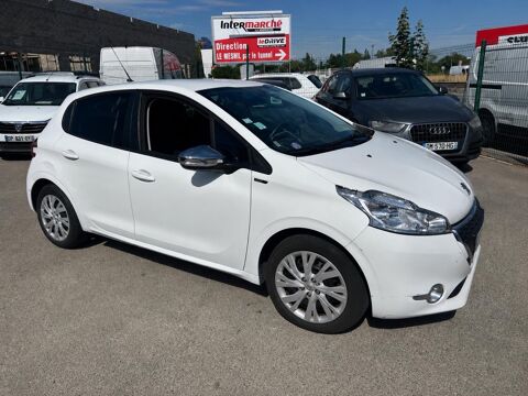 208 1.2 VTI 82 ALLURE 5P 38000KM D'ORIGINE 2015 occasion 78310 Coigni&egrave;res