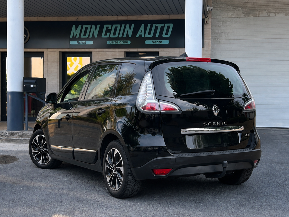 Sc&eacute;nic III Edition Bose 1.6 dCi 130 cv Phase 2 2014 occasion 95190 Goussainville