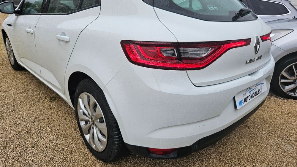 Megane IV soci&eacute;t&eacute; 1.5 dci 115 cv gps PARFAIT ETAT courroie de distribu 2019 occasion 41220 THOURY
