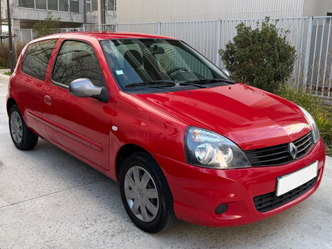 Clio II CAMPUS 1.2L 16V FINITION ByeBye 2012 occasion 45400 FLEURY-LES-AUBRAIS