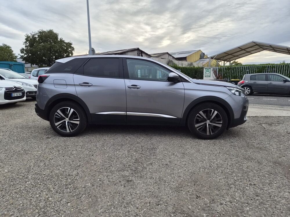 3008 1.2 THP Puretech 12V S&S 130 cv - GARANTIE 1 AN 2017 occasion 69200 VENISSIEUX